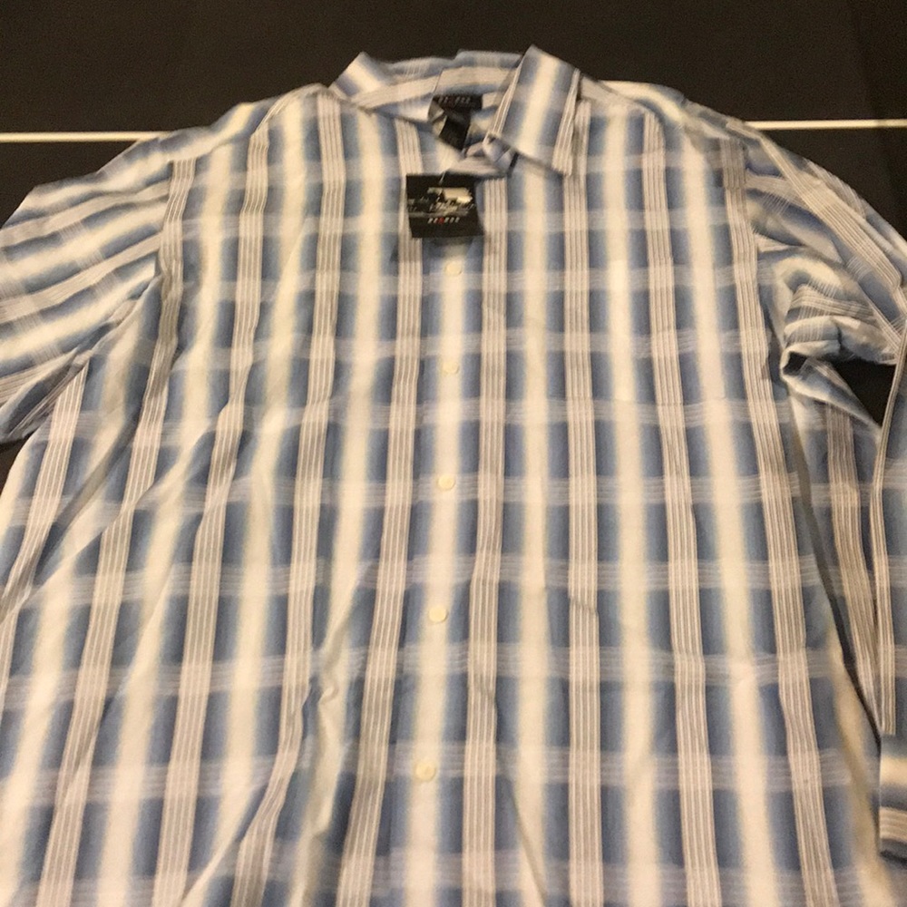 Axcess brand casual dress shirt